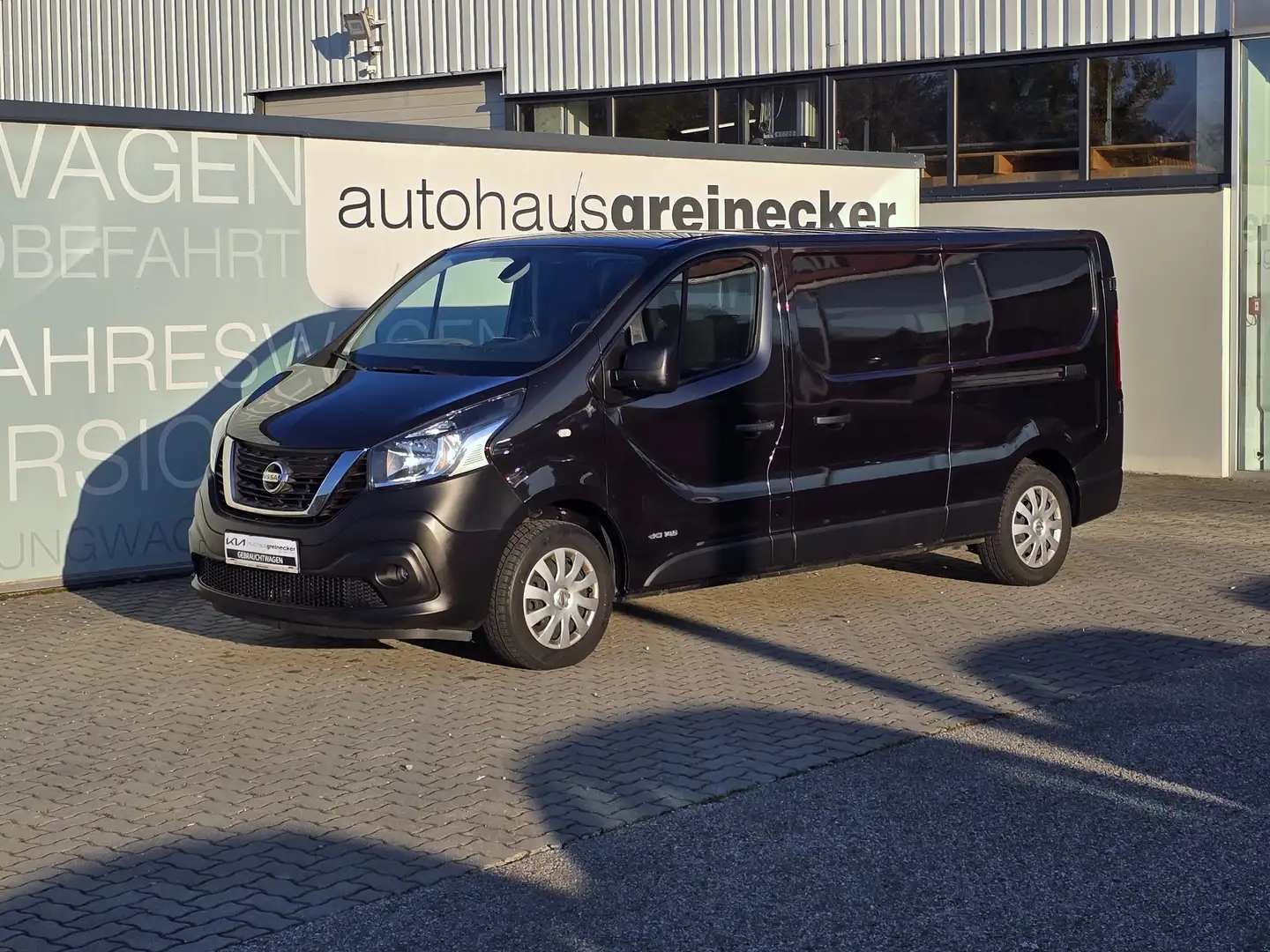 Nissan NV300 L2H1 2,9t dCi 145 Comfort MwSt. ausweisbar! Schwarz - 1