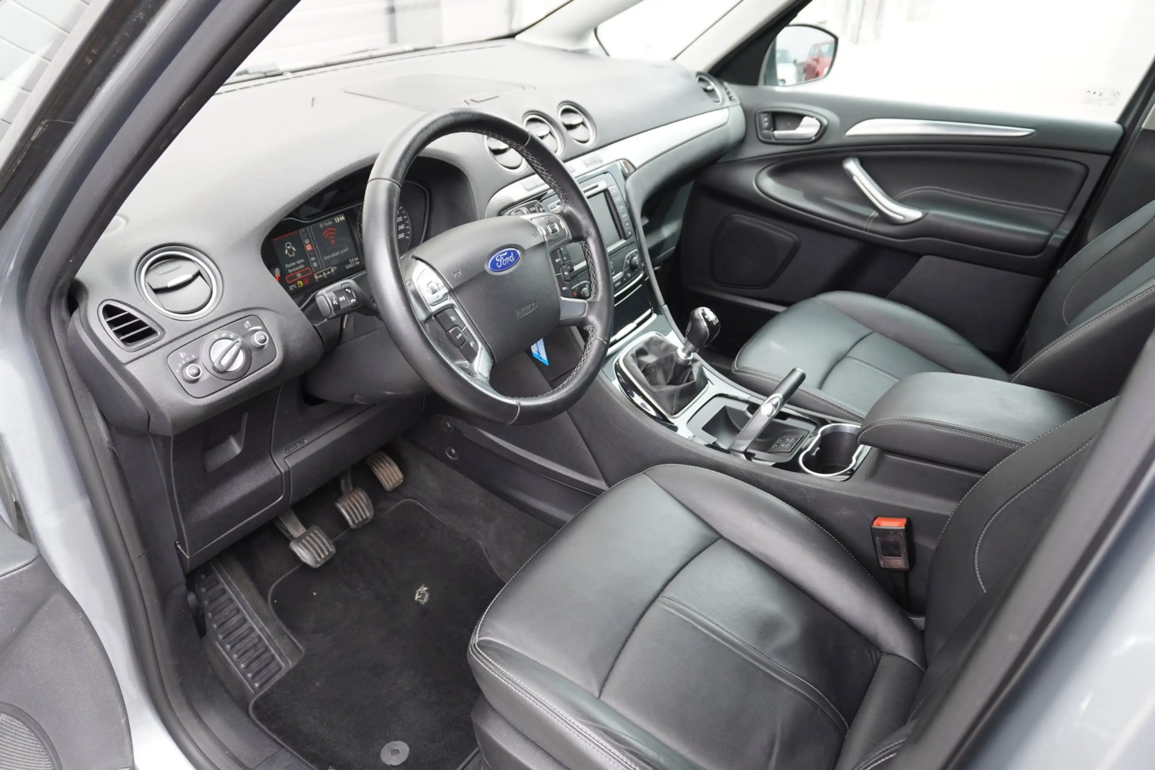 Ford S-Max 1.6 EcoBoost Lease Titanium | Nieuwe koppeling | — photo 3