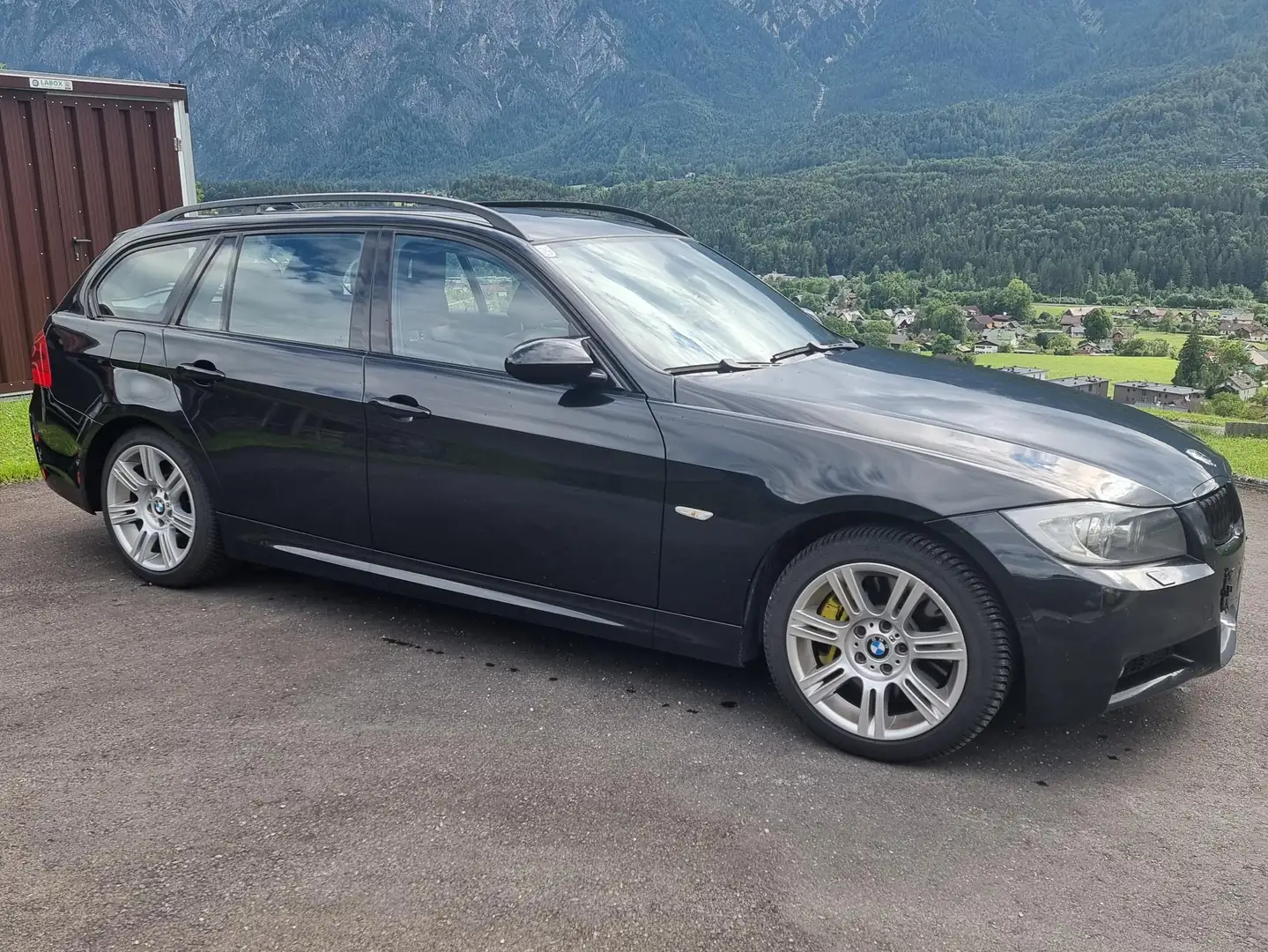 BMW 335 335 ix Schwarz - 1