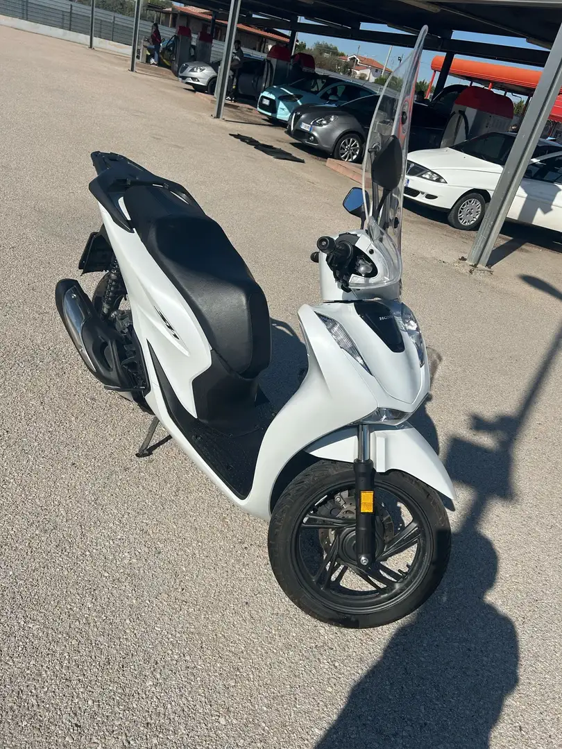 Honda SH 125 Blanco - 1