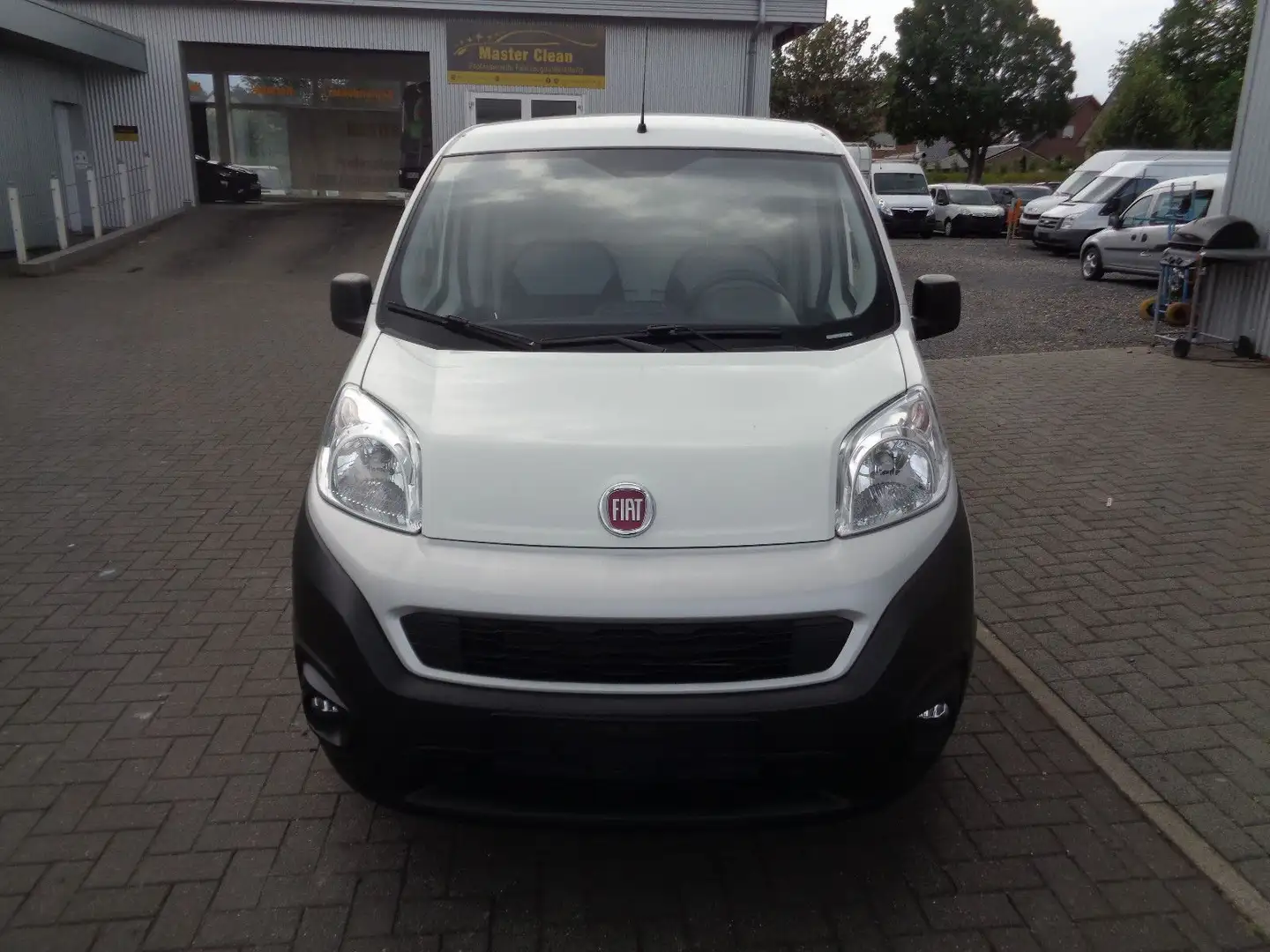 Fiat Fiorino LKW Klima Schiebetür Tempomat Bluetooth Weiß - 2