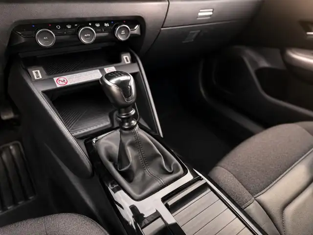 Citroen C4 view 13