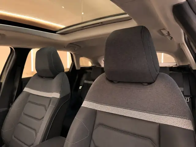 Citroen C4 view 10