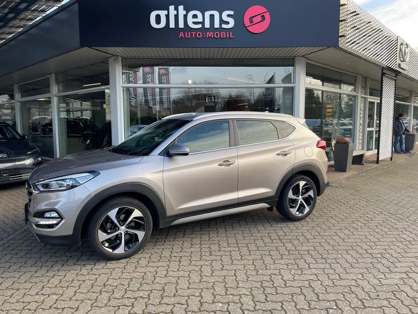 Hyundai TUCSON 1.6 GDi Turbo 7-DCT 2WD Style 19Alu,AHK Silber - 1