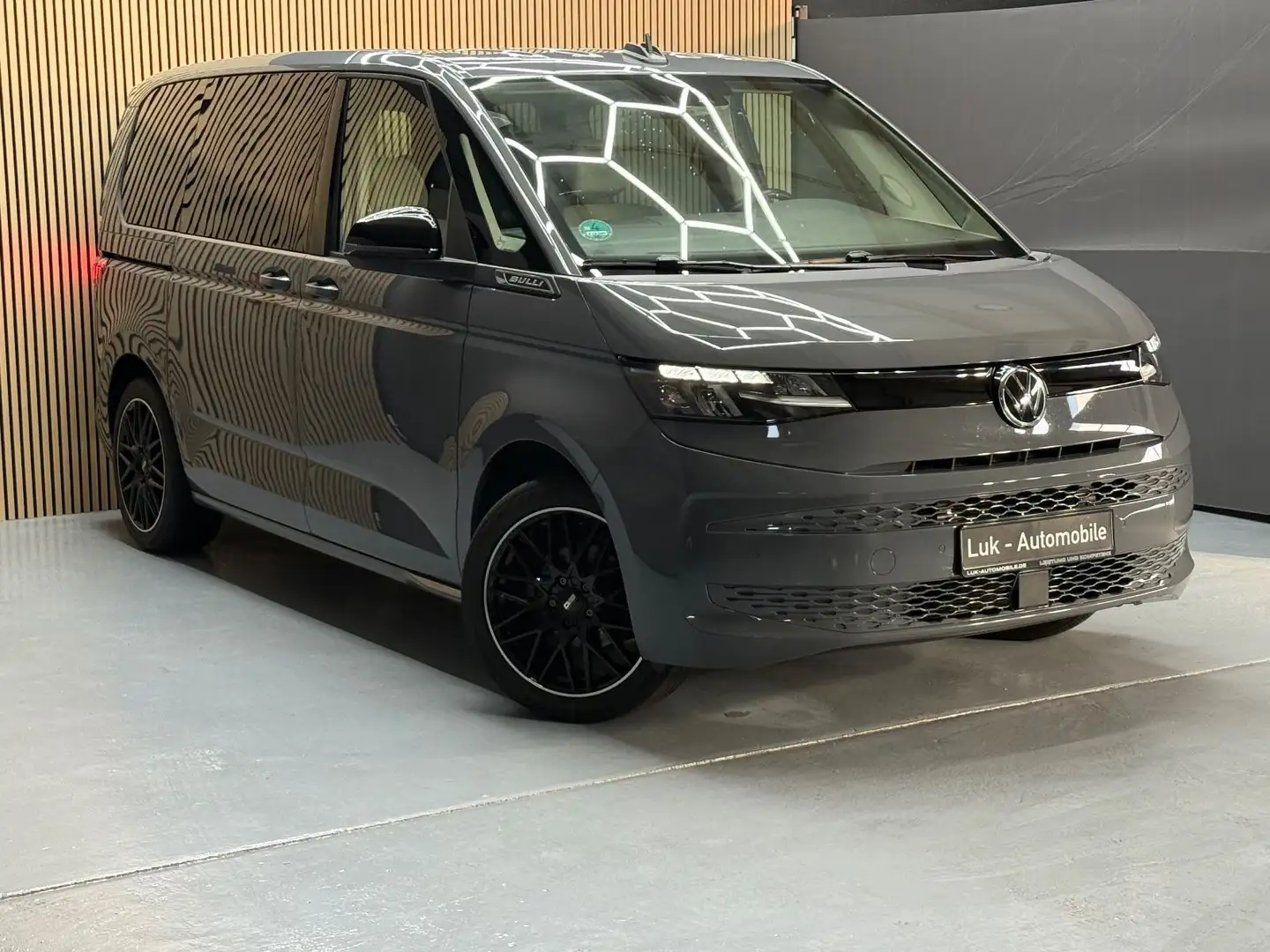 Volkswagen T7 Multivan 2.0 TDI°Kamera°Spur°Virtuel°AHK Grau - 2