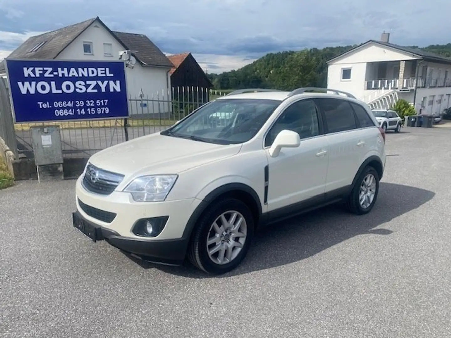 Opel Antara 2,2 CDTI Cosmo4x4 DPF NAVI NEUES PICKERL 3-2026 Weiß - 1