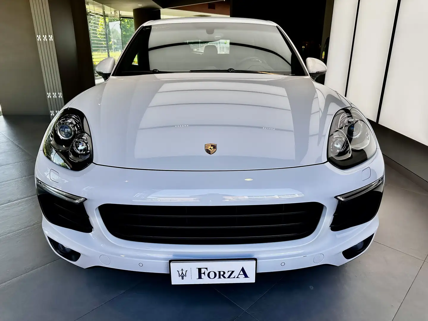 Porsche Cayenne 3.0 tiptronic MY'17 Alb - 2