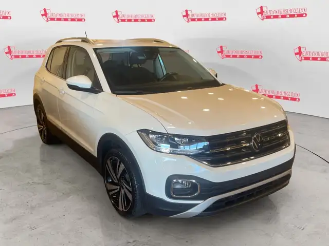 Volkswagen T-Cross view 6