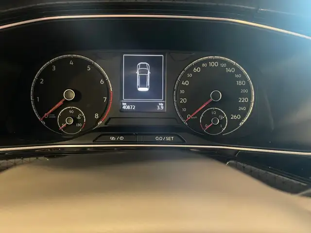 Volkswagen T-Cross view 13
