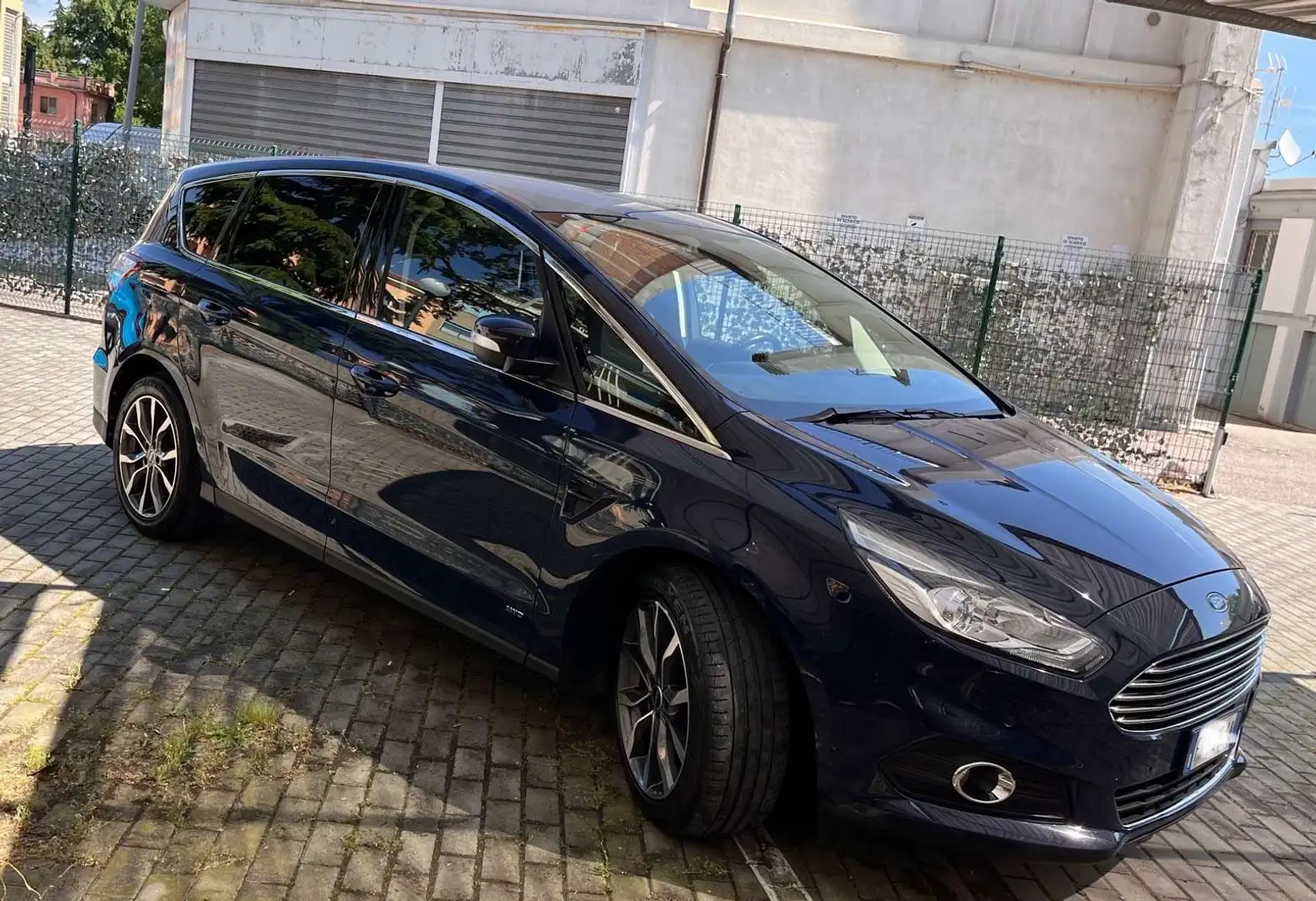 Ford S-Max 2.0 tdci Titanium Business awd s&s 180cv powershif - 1