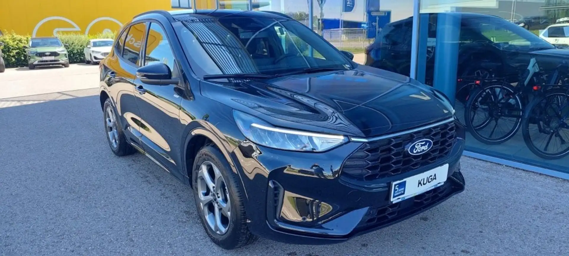 Ford Kuga ST-Line 2,5l FHEV 180PS CVT Schwarz - 1