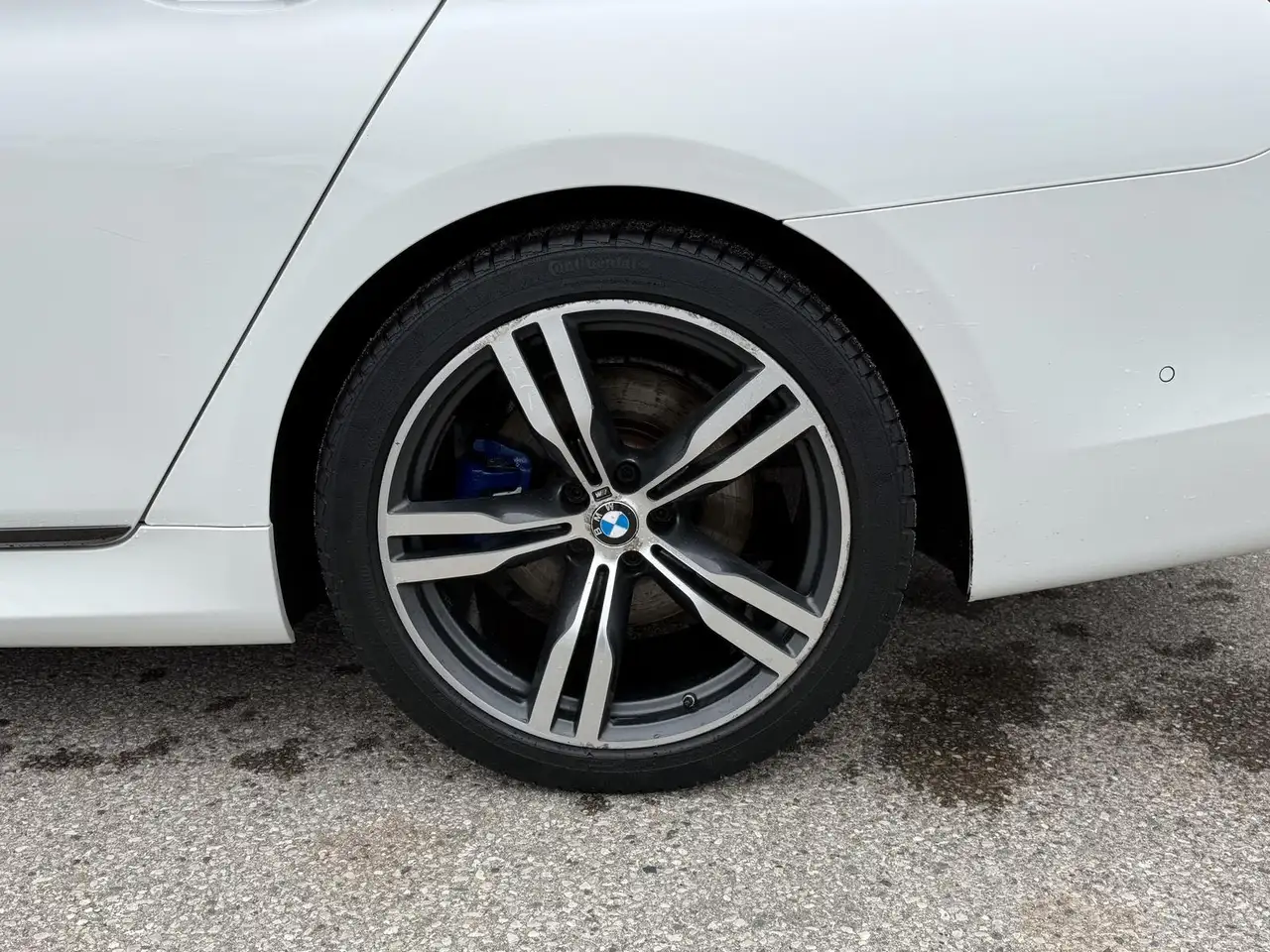 BMW 7 Series снимка BMW 7 Series