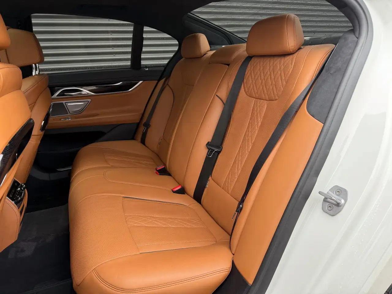 BMW 7 Series снимка BMW 7 Series