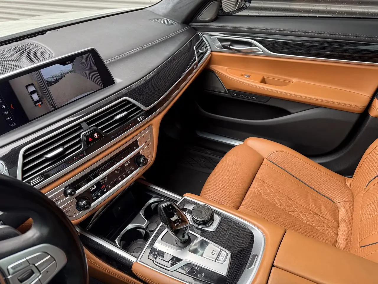 BMW 7 Series снимка BMW 7 Series