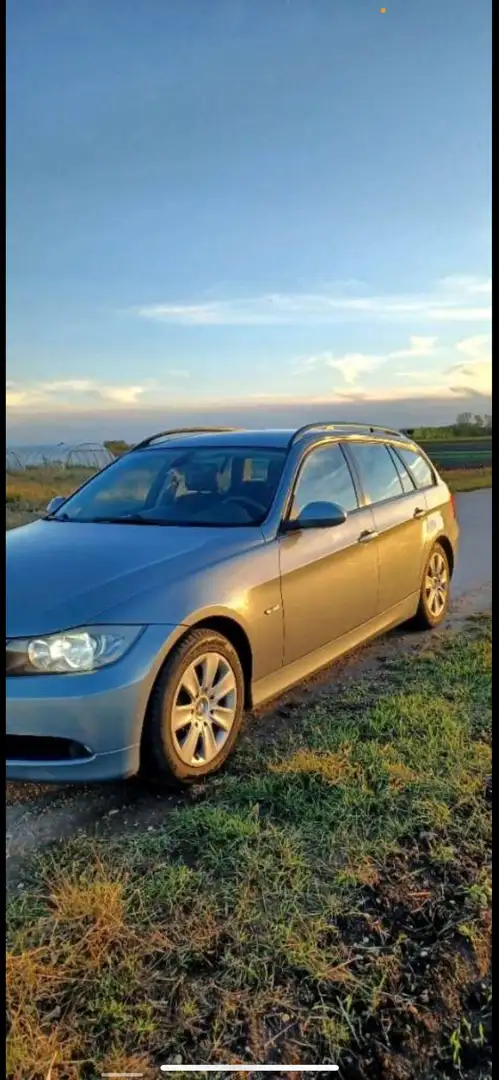 BMW 318 318d Touring Österreich-Paket - 2
