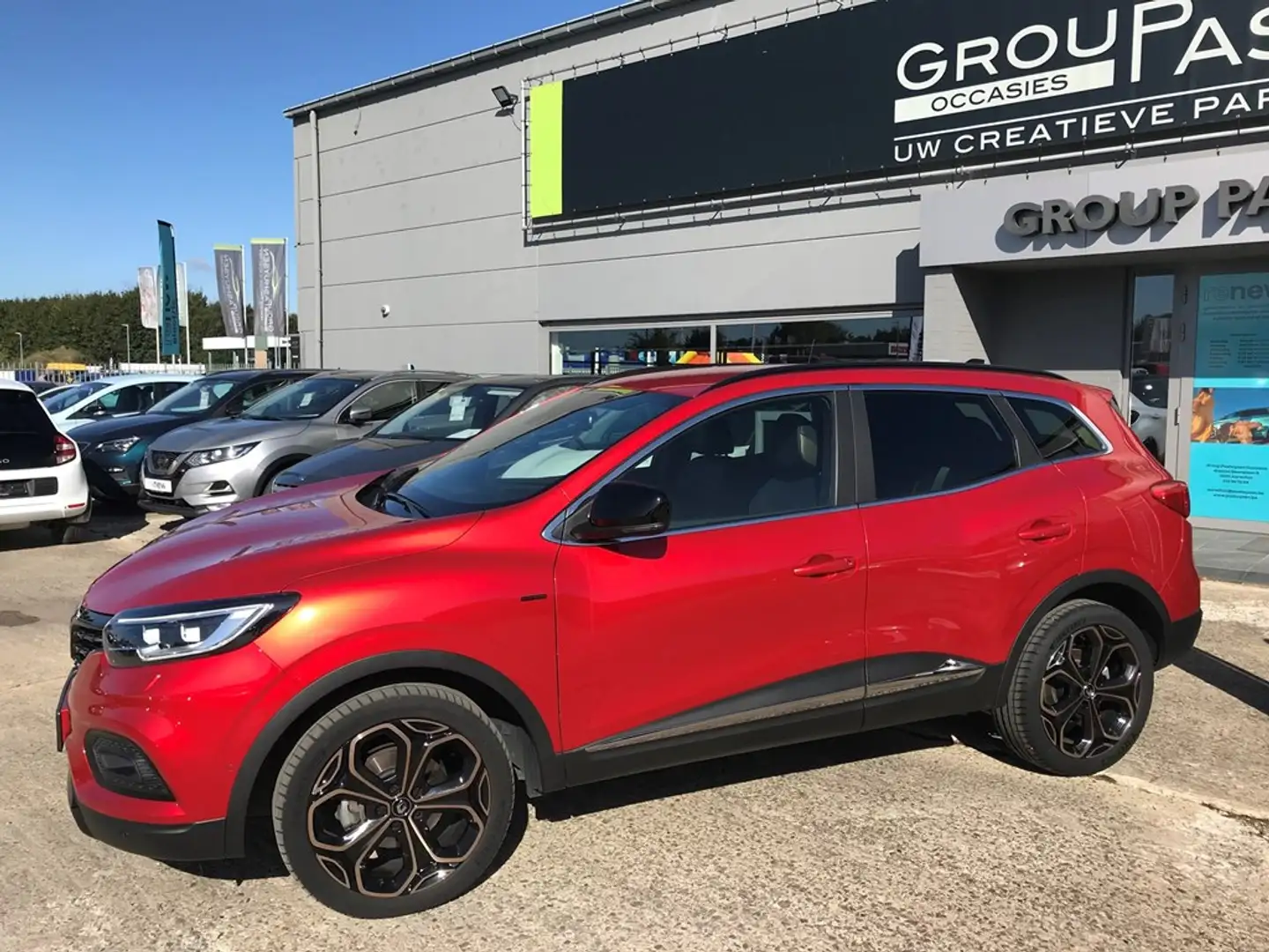 Renault Kadjar BLACK EDITION Blue dCi 115 EDC Червоний - 2