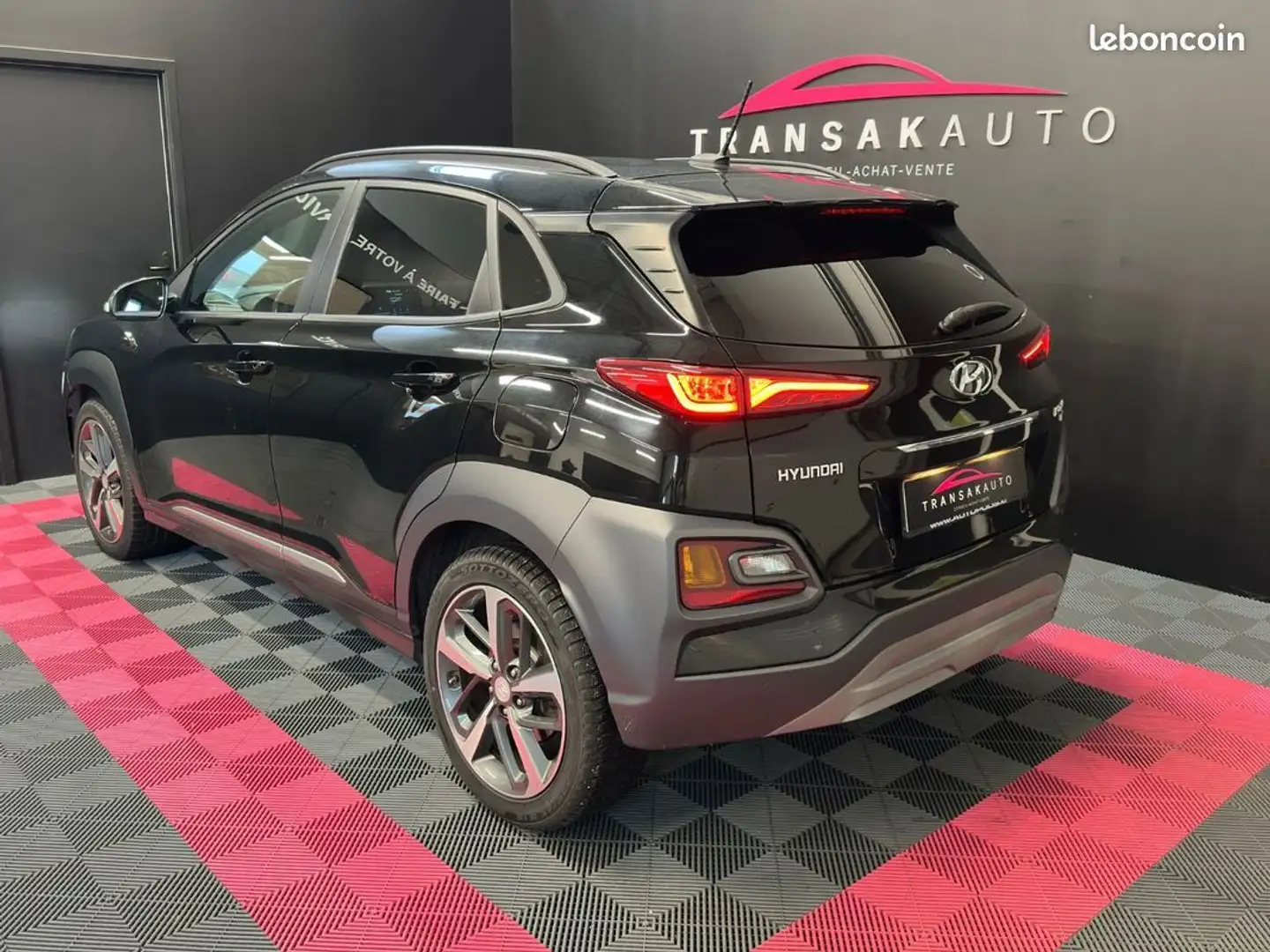Hyundai KONA 1.6 T-GDi 177 4WD DCT-7 Executive Schwarz - 2