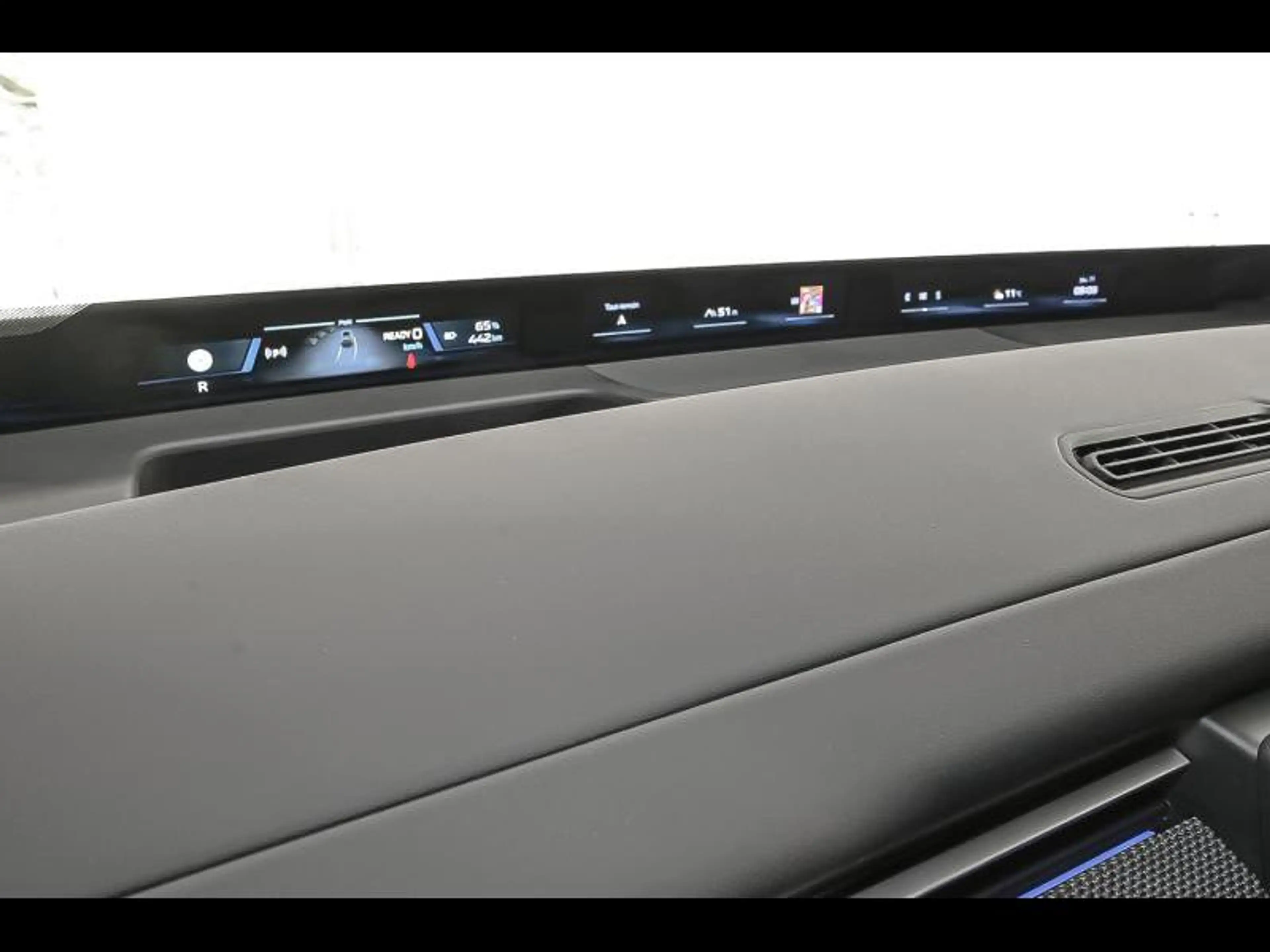 BMW iX3 xDrive50 - Pack Sport M — photo 15
