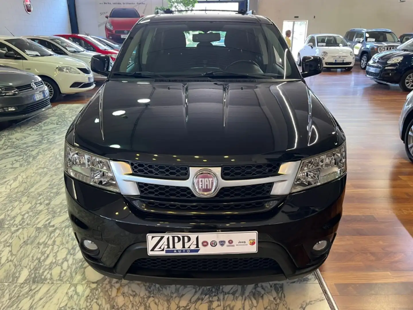 Fiat Freemont 2.0 Multijet 140 CV Urban Czarny - 2