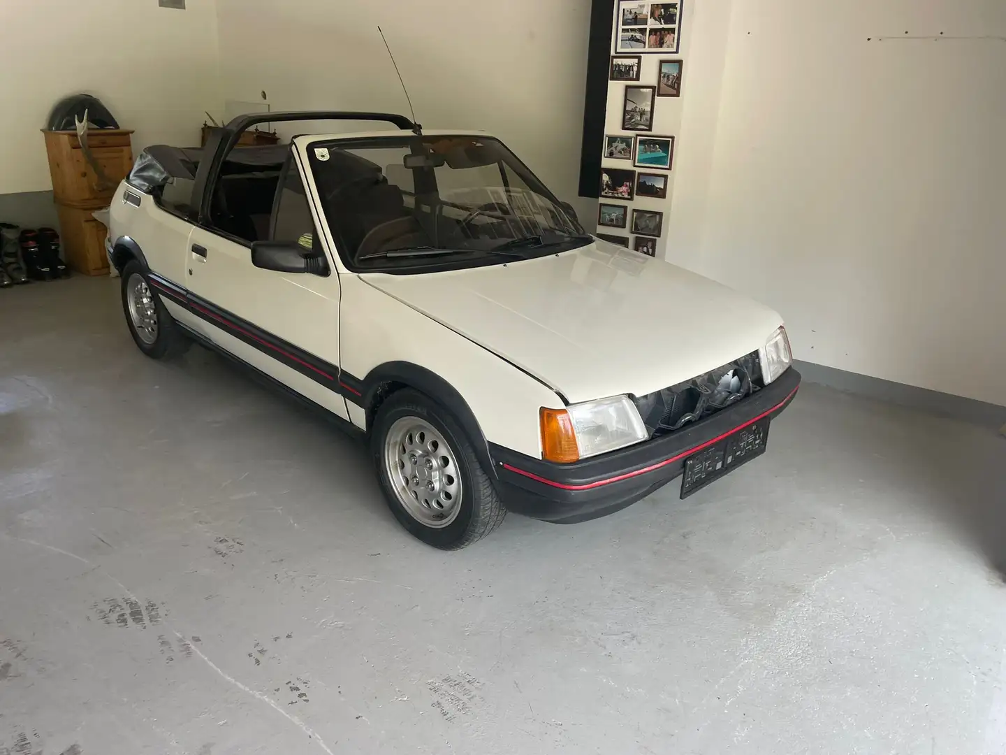 Peugeot 205 CTI - 2