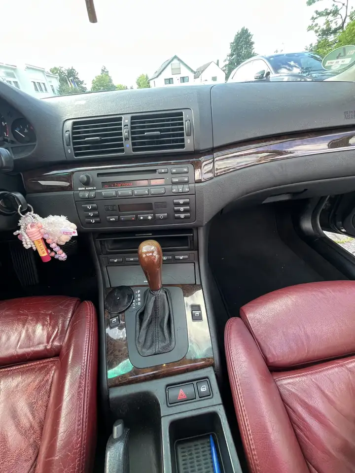BMW 323i, foto 11