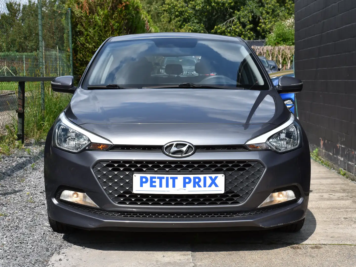 Hyundai i20 1.2i Active / AIRCO / GARANTIE 12 MOIS Grau - 1