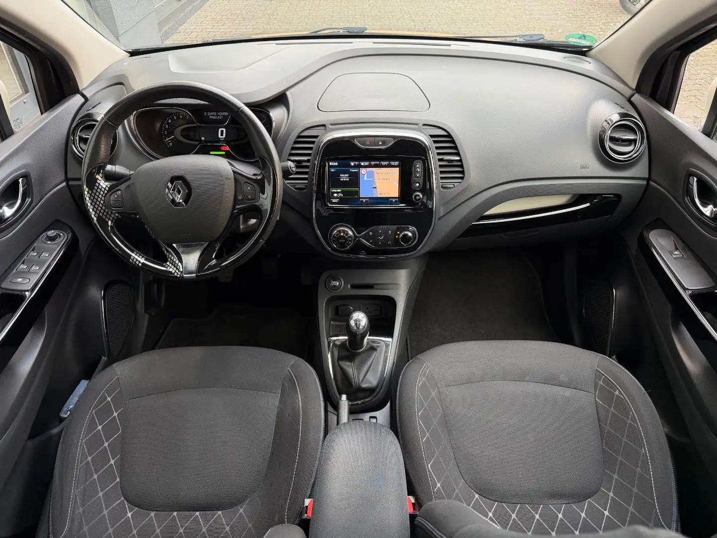 Renault Captur Luxe / Kamera / Sitzheizung Schwarz - 2