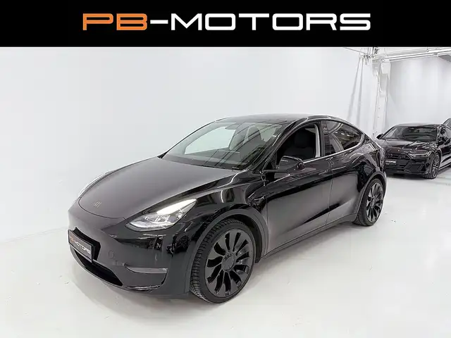 Tesla Model Y Performance AWD 21" AHK