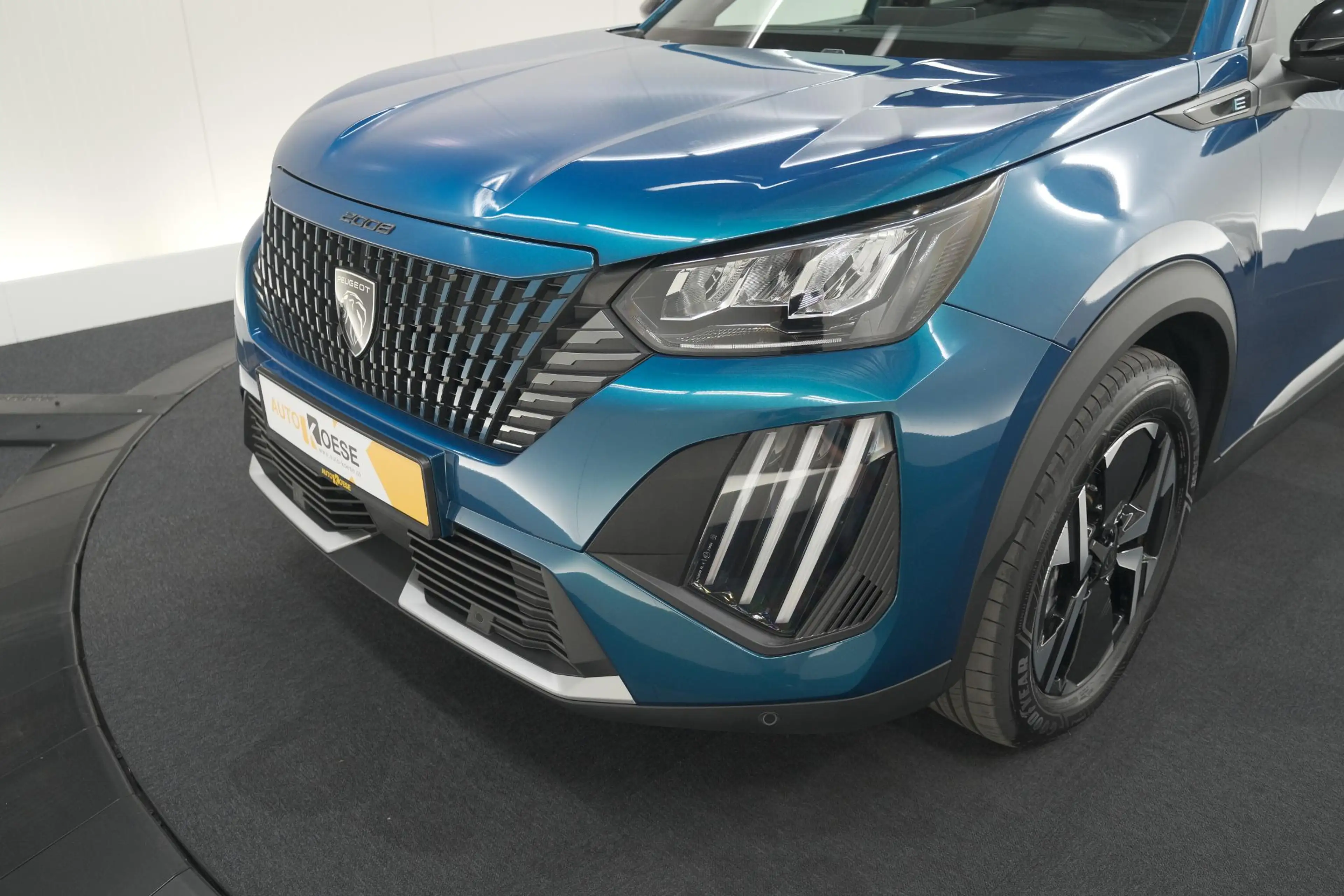 Peugeot e-2008 EV Allure 54 kWh | SOH 97,4% | 11 KW Lader | Apple — photo 10