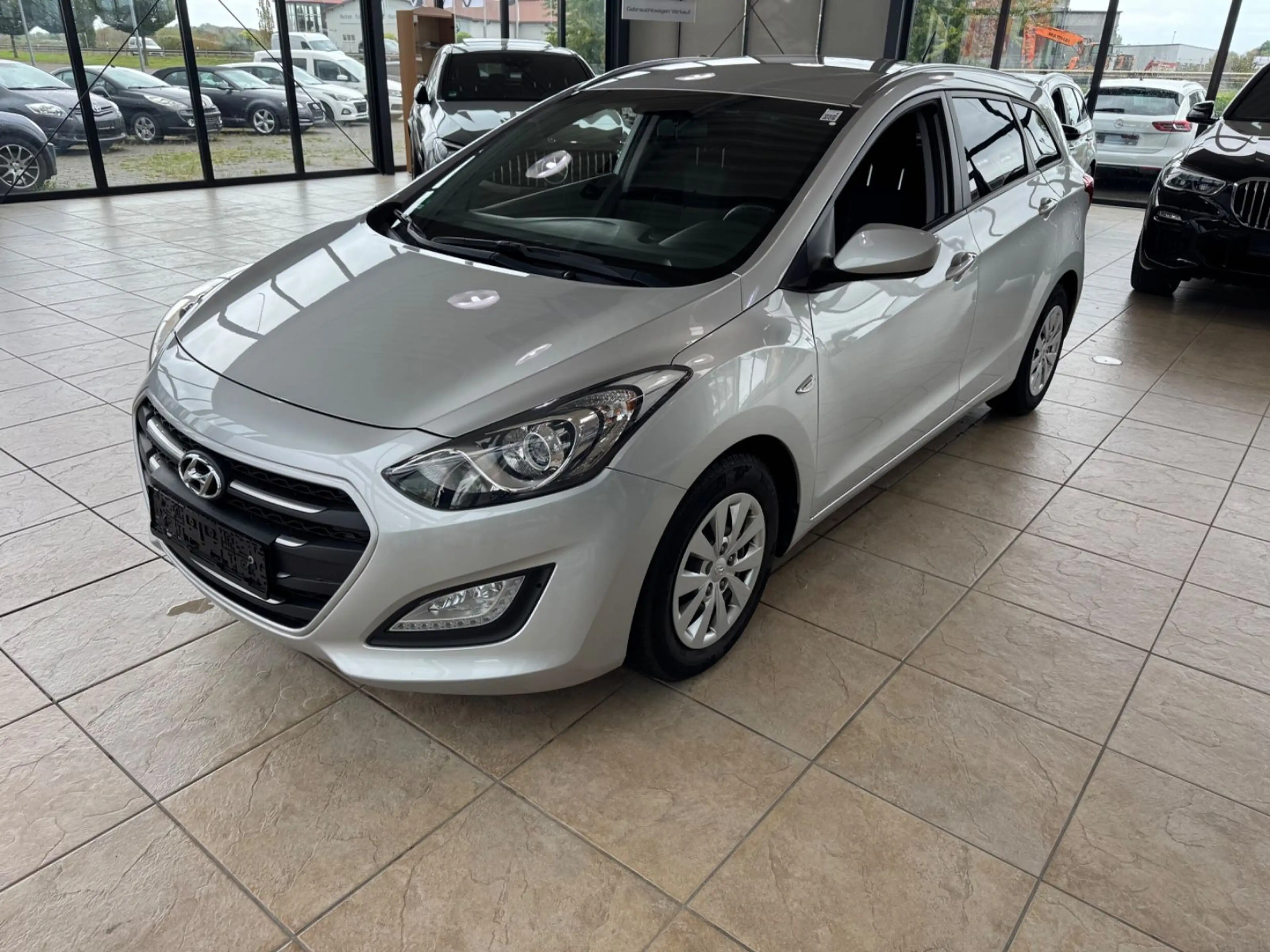 Hyundai i30 cw YES!