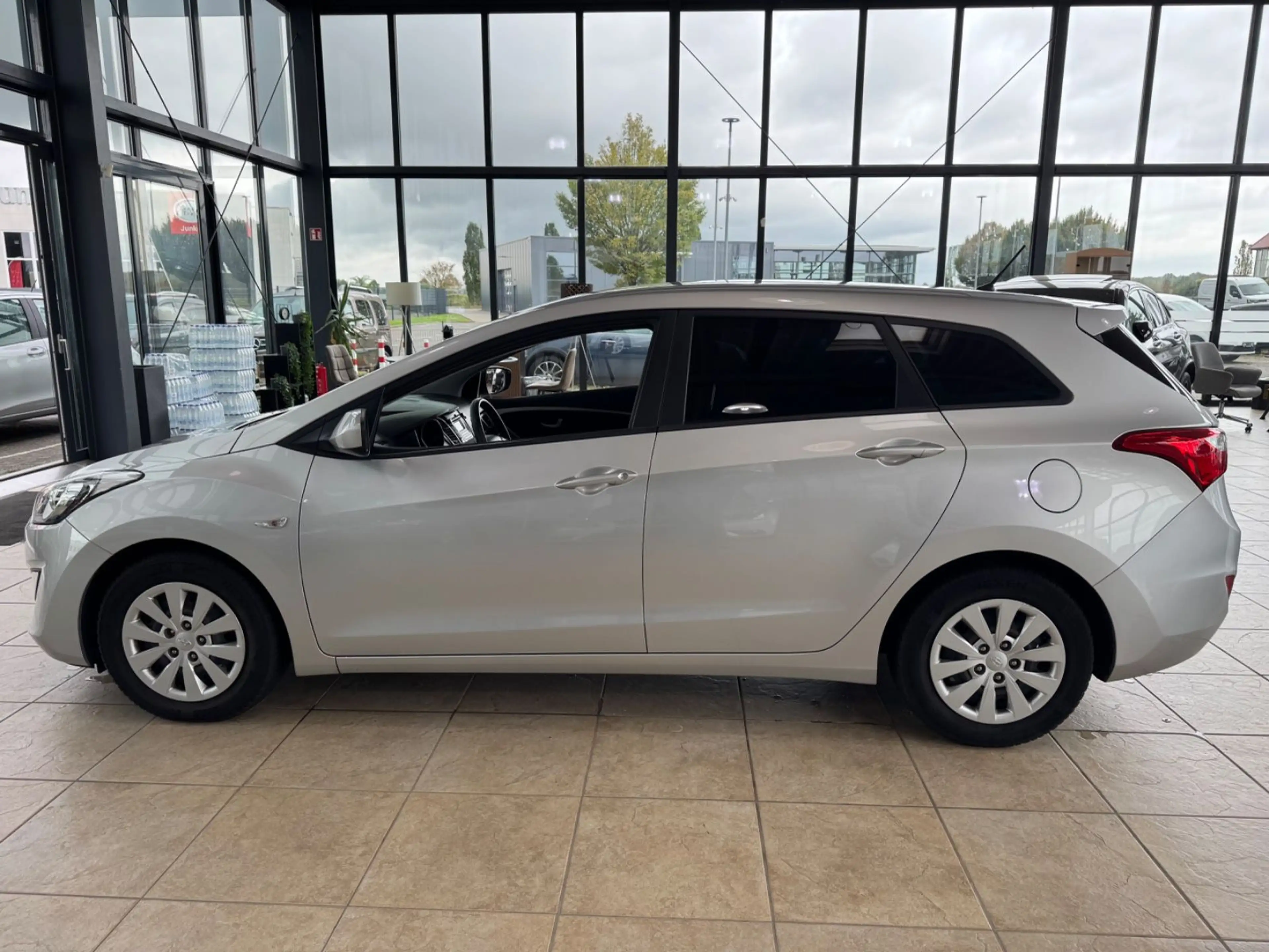 Hyundai i30 cw YES! — photo 9