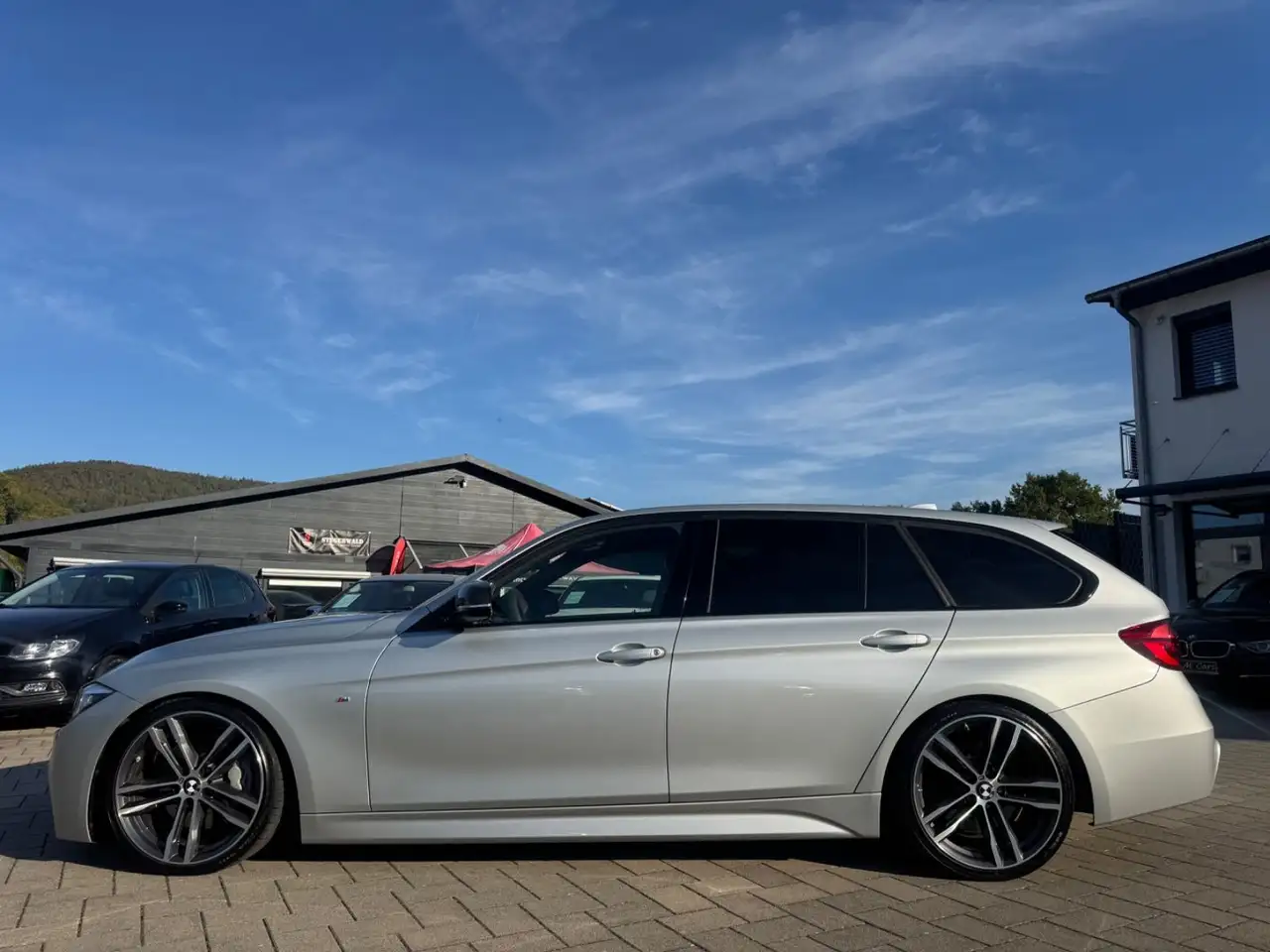 BMW 340i TOURING 326CH - M-SPORT - HUD - ATTELAGE - SELLERIE CUIR