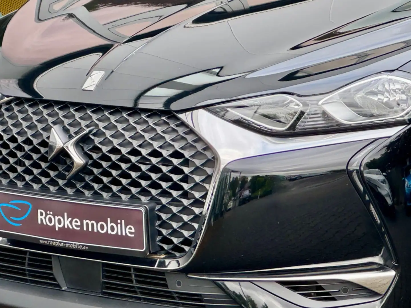 DS Automobiles DS 3 Crossback Bastille Navi Kamera Klima MfL Fekete - 2
