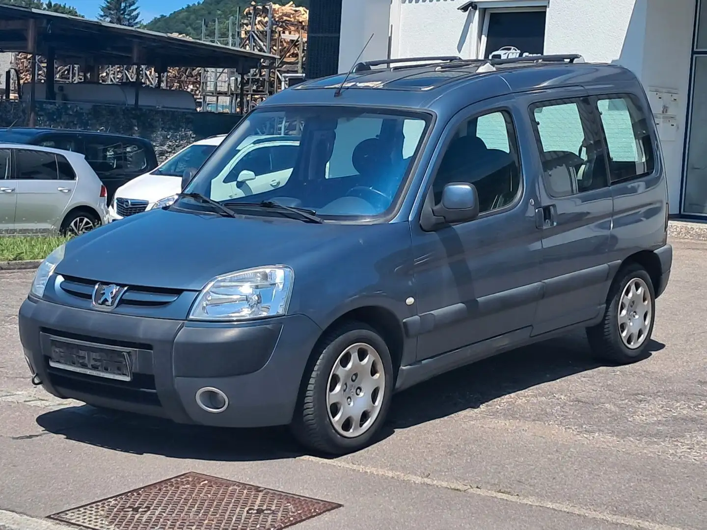 Peugeot Partner Quiksilver Kombi 1.6 * Klima/Panorama Grau - 1