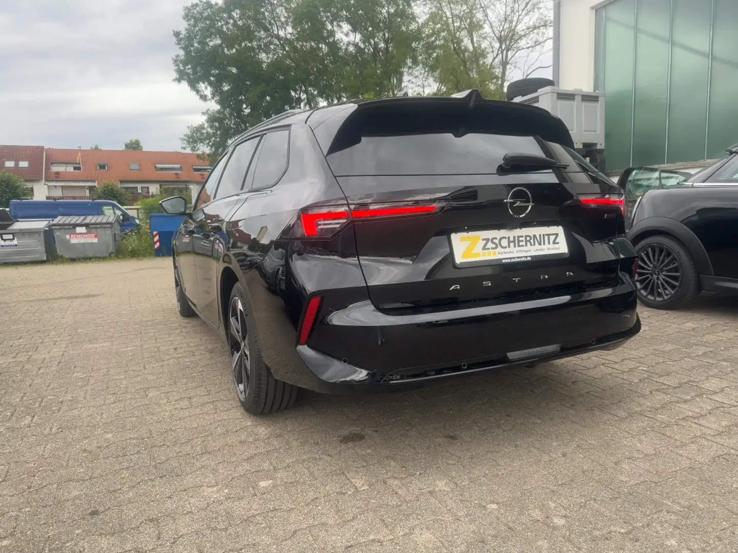 Opel Astra L Sports Tourer 1.6 Turbo Plugin Elegance Schwarz - 2