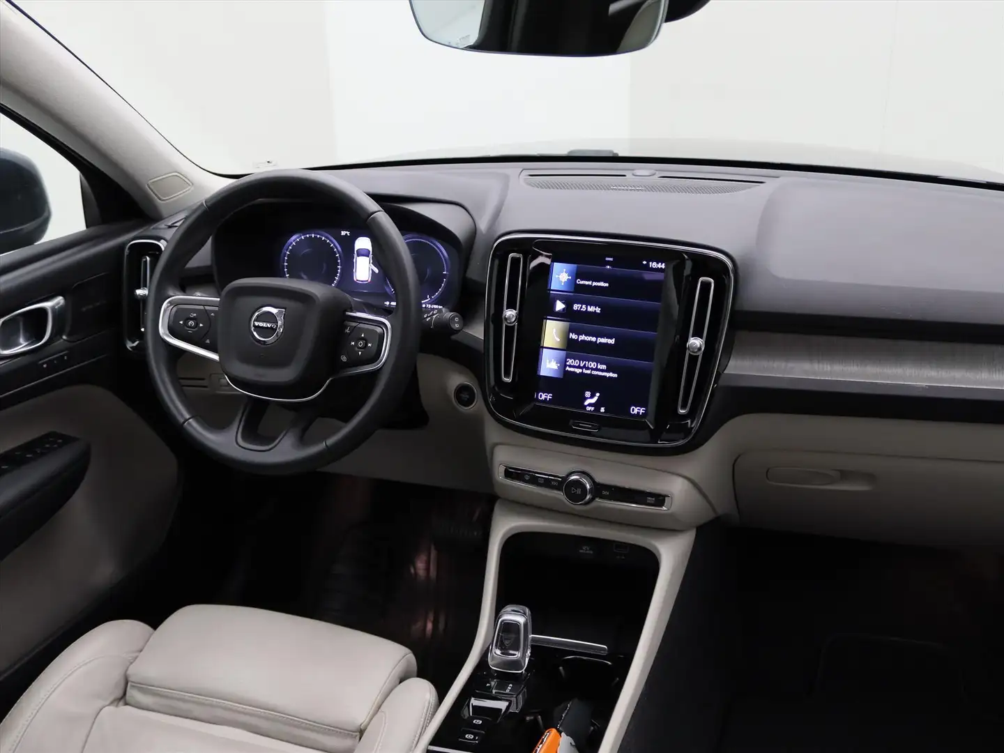 Volvo XC40 T4 Twin Engine 211pk Geartronic Inscription [ PANO Bleu - 2