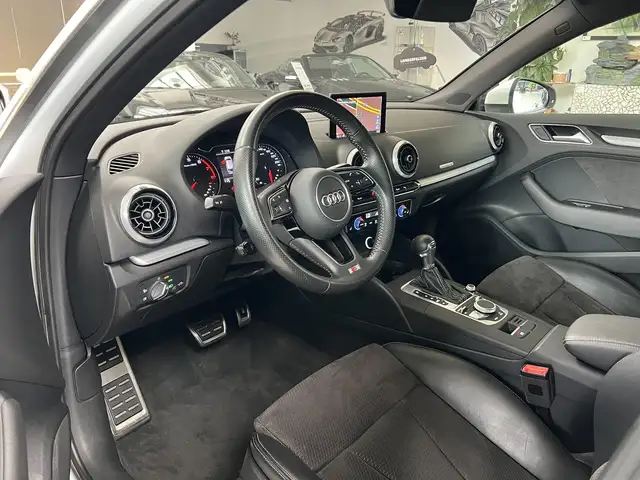 Audi A3 view 14