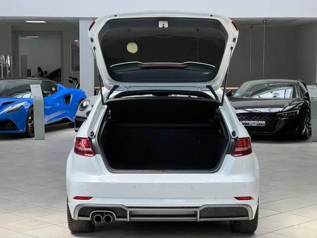 Audi A3 view 5