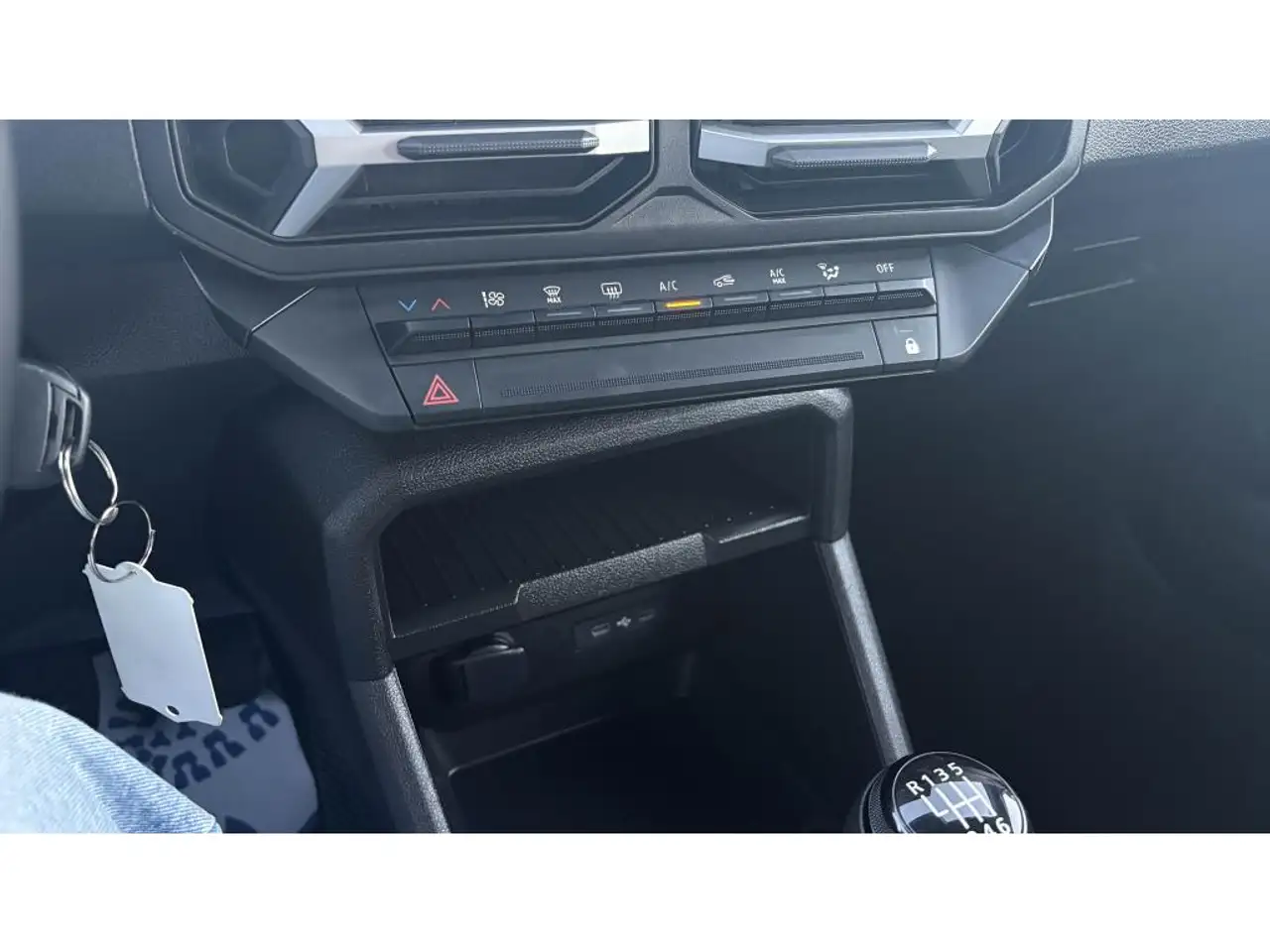 Dacia Duster — photo 15
