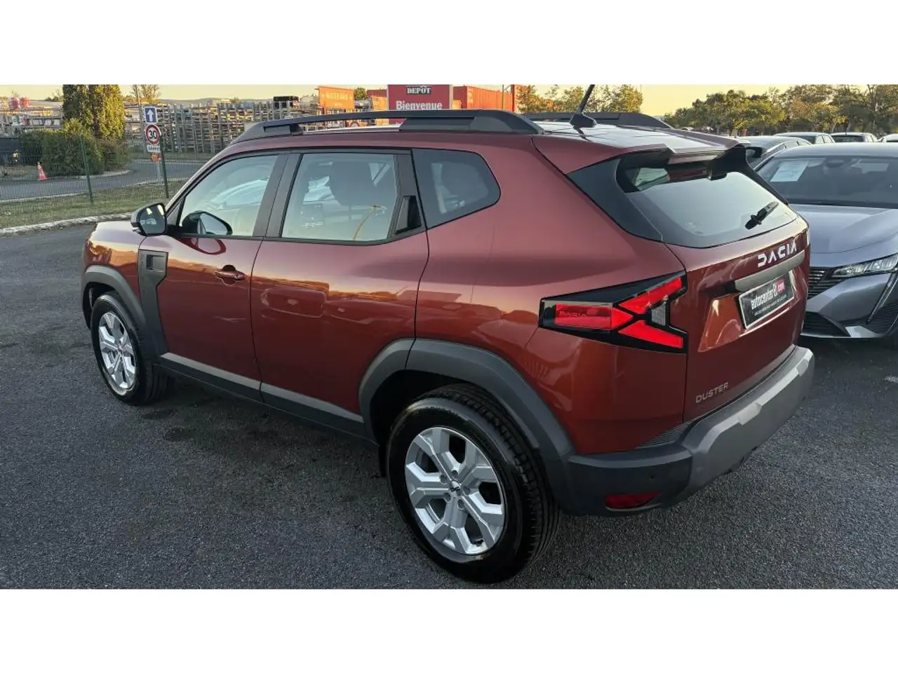 Dacia Duster — photo 25