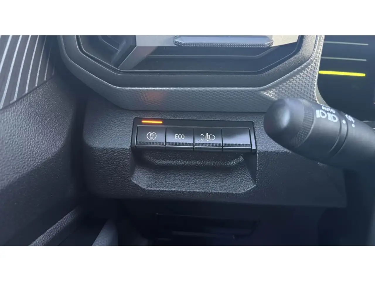 Dacia Duster — photo 12