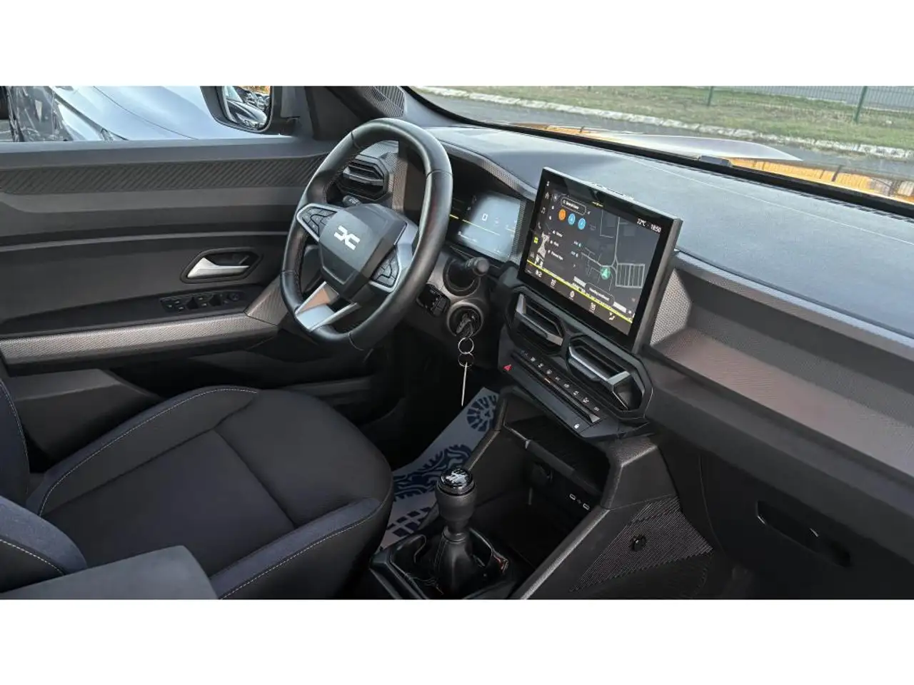 Dacia Duster — photo 17