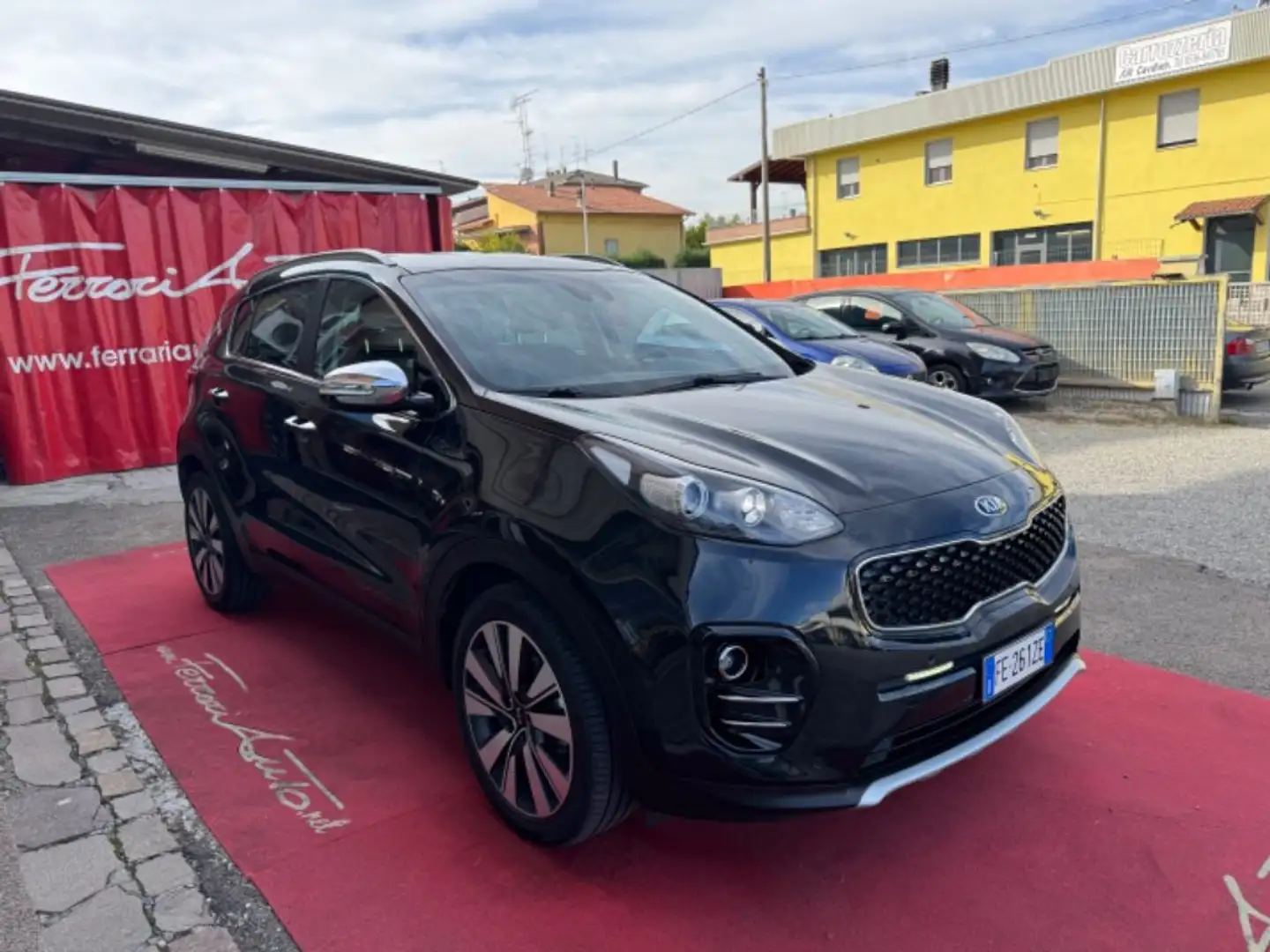 Kia Sportage 1.7 CRDI 2WD Cool NEOPATENTATI Nero - 2