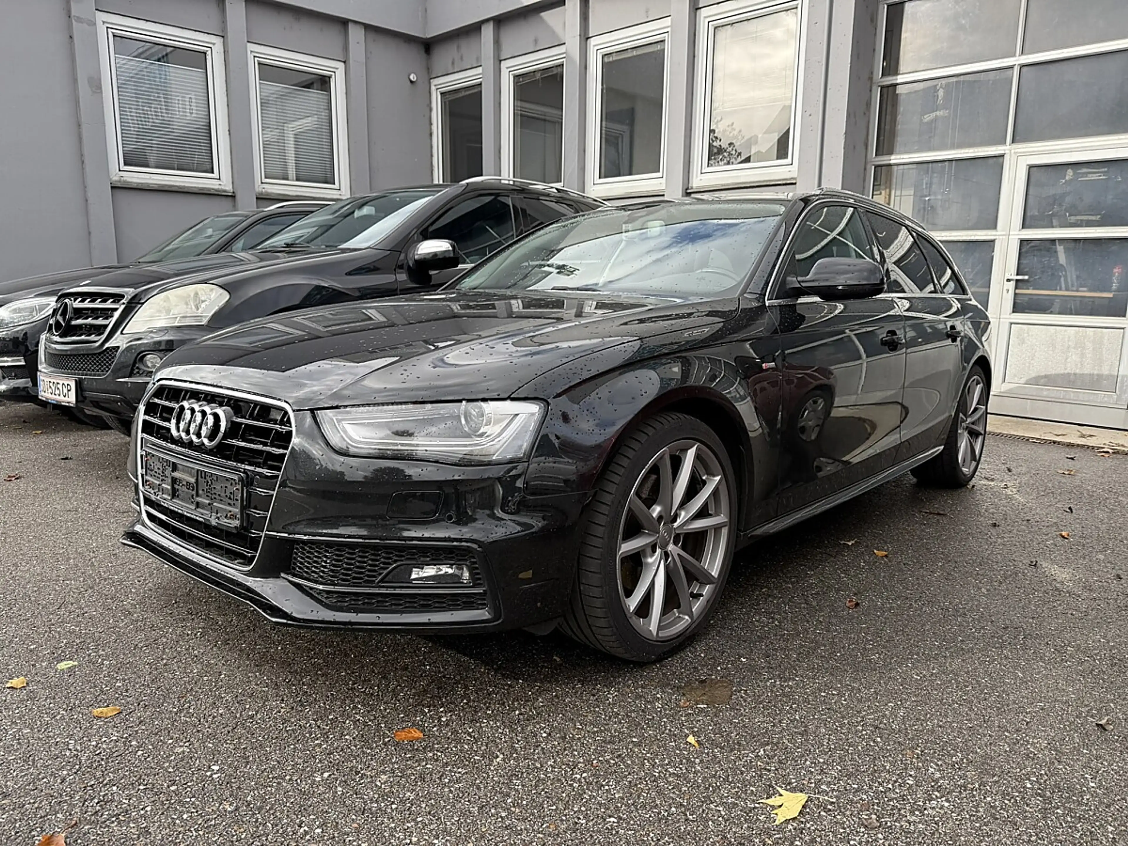 Audi A4 Avant 2.0 TDI DPF S-line - ACC - Xenon - MMI Plus