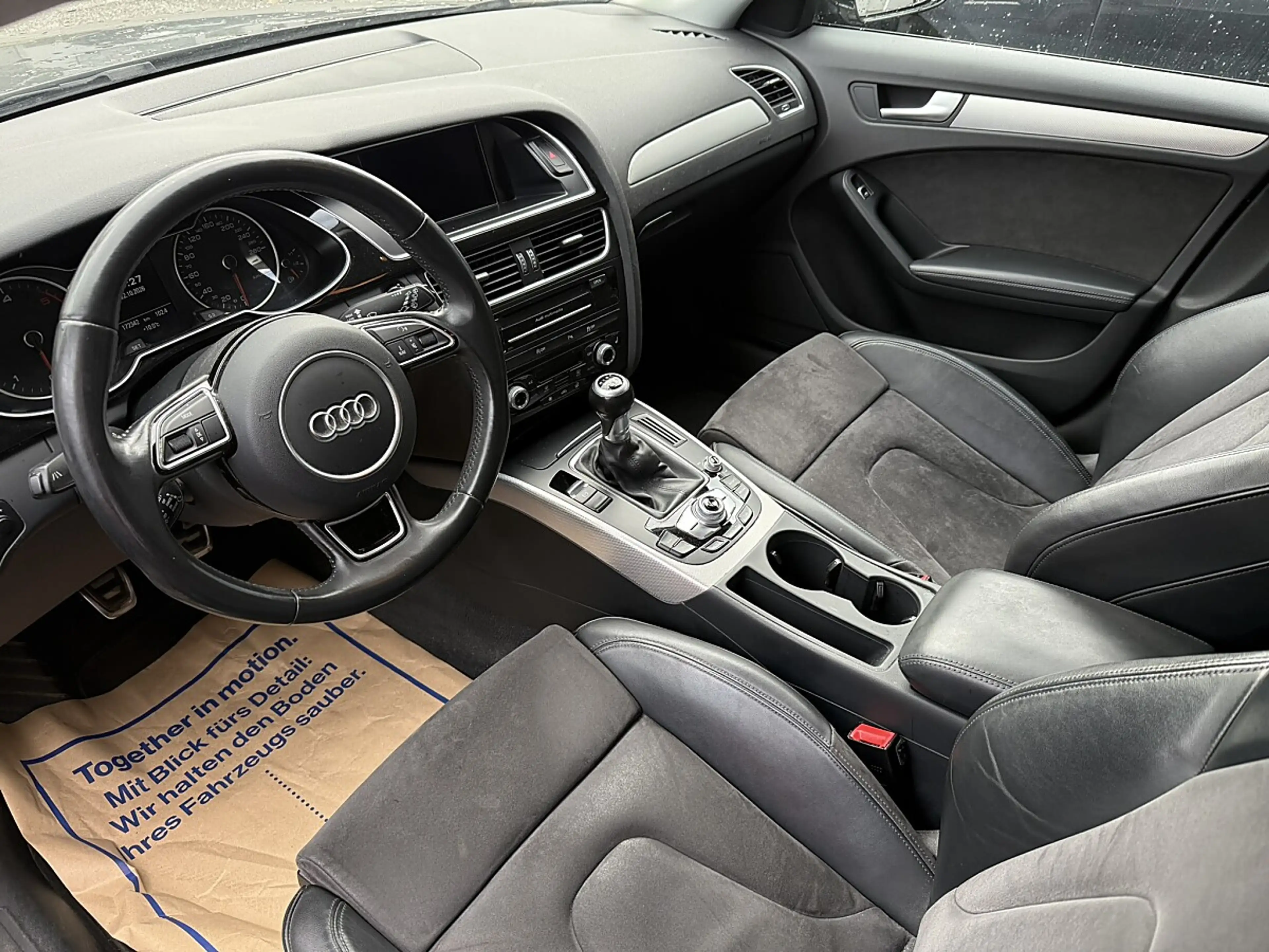 Audi A4 Avant 2.0 TDI DPF S-line - ACC - Xenon - MMI Plus — photo 3
