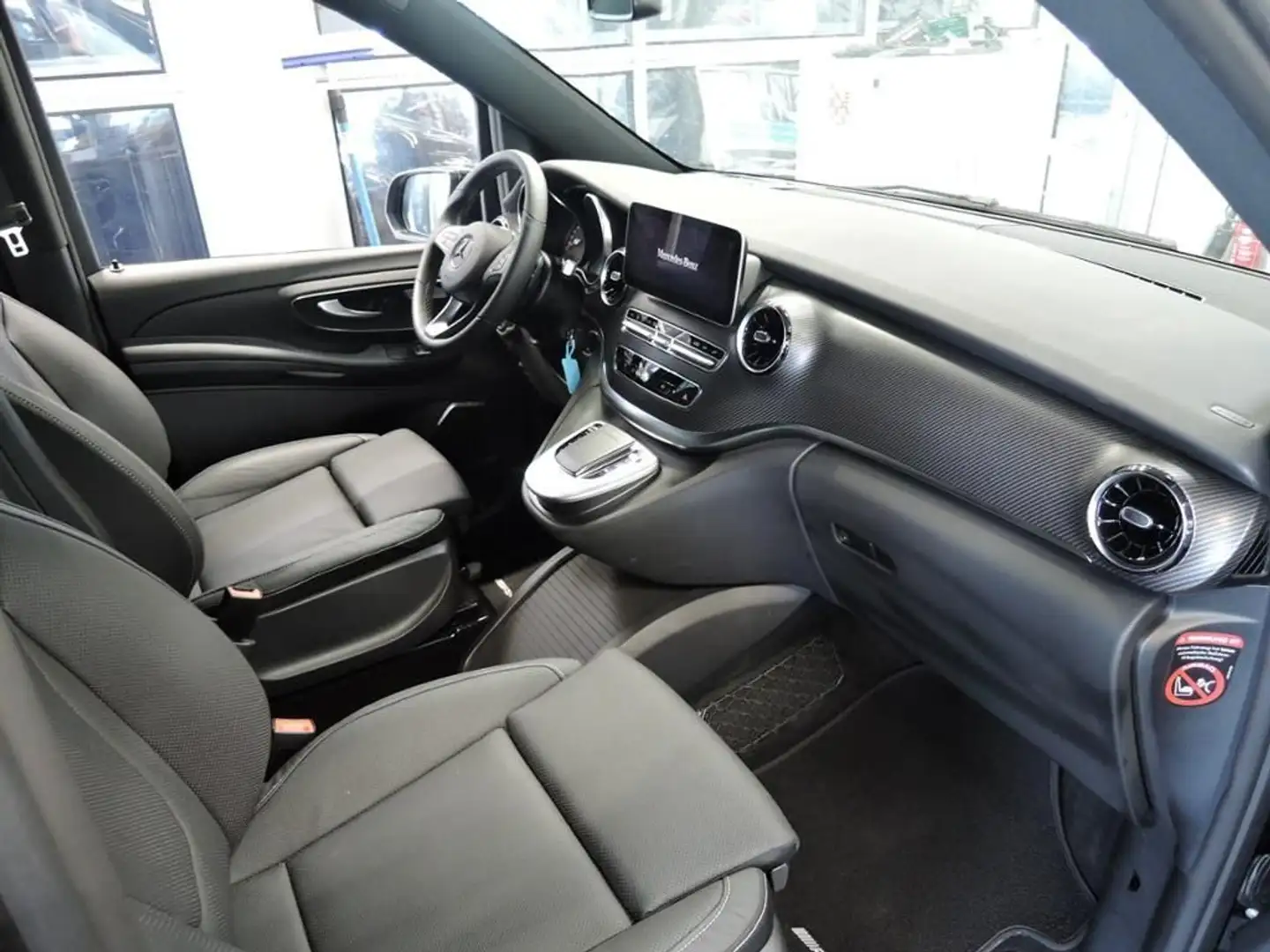 Mercedes-Benz V 300 d Automatic Avantgarde Extralong Noir - 1