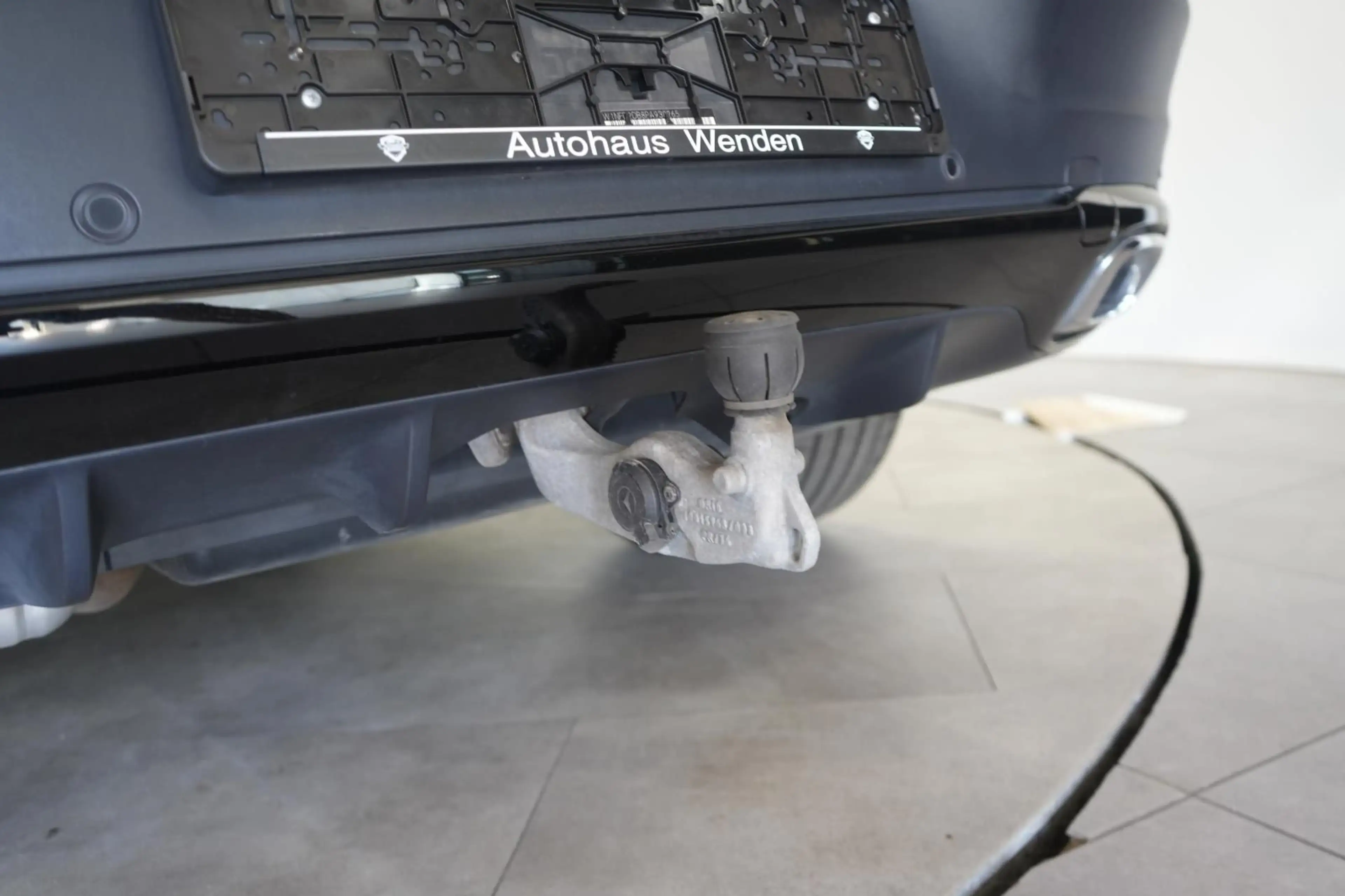 Mercedes-Benz GLE 400 d 4Matic AMG  Leder/Distronic/Pano/HUD/S — photo 10