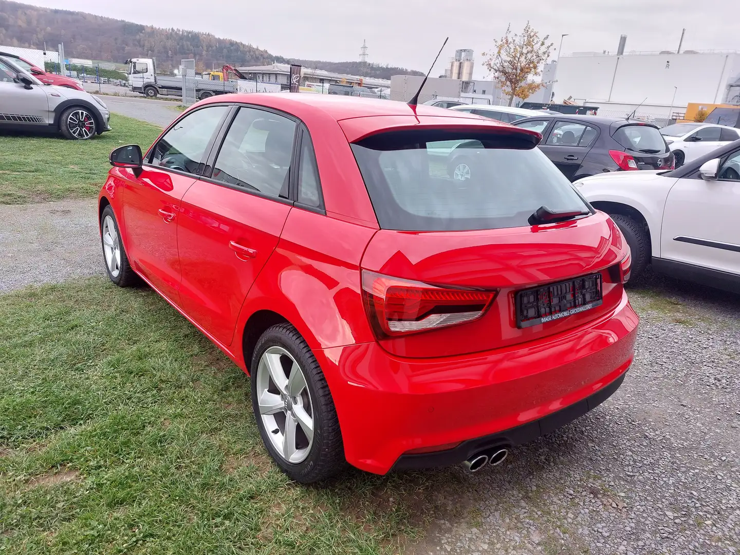 Audi A1 design/Navi/Automatic/SHZ/PDC/wenig KM Rouge - 2