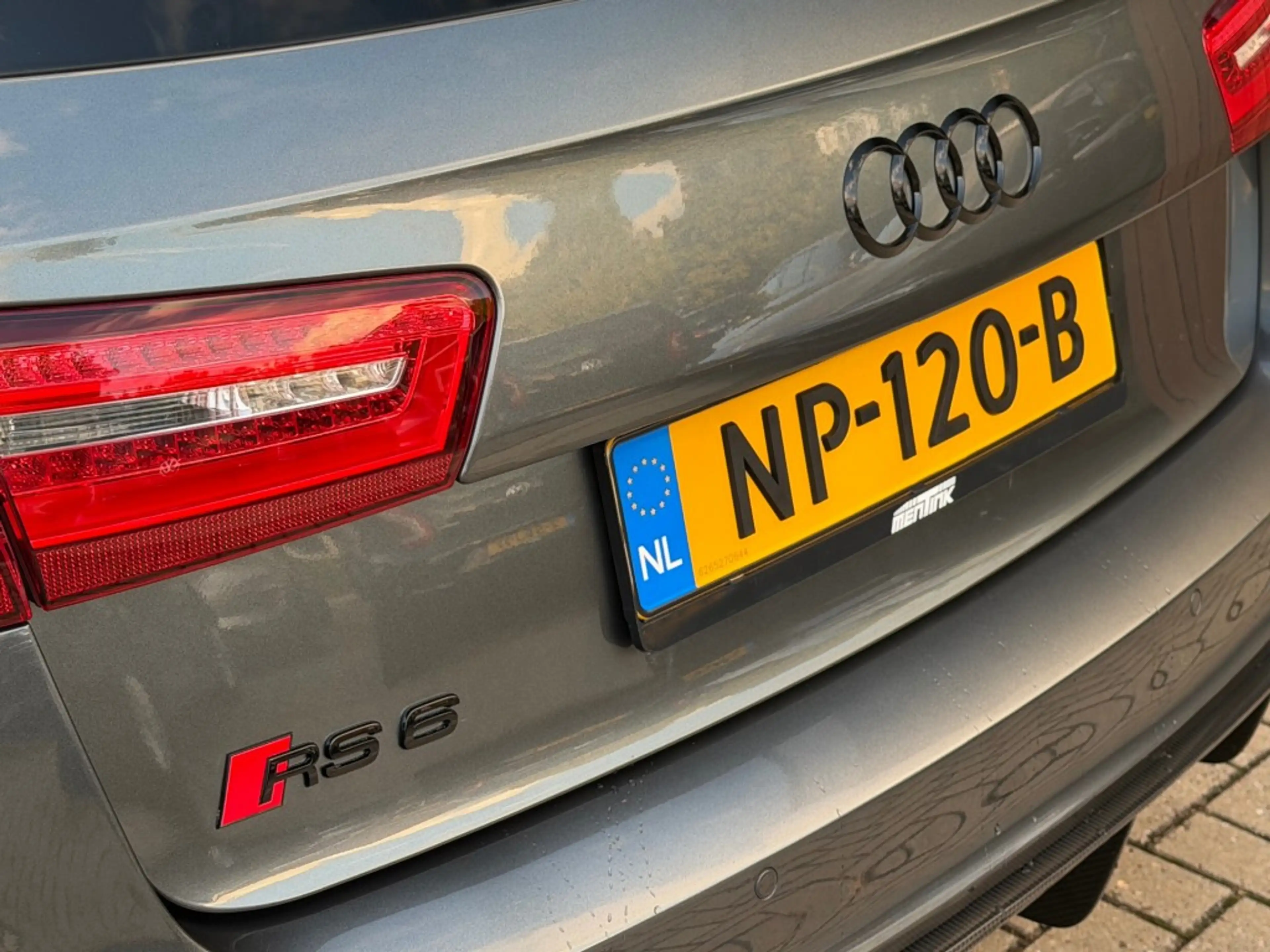 Audi RS6 4.0 V8 Audi Exclusive Luchtver. Carbon Alcantara — photo 9