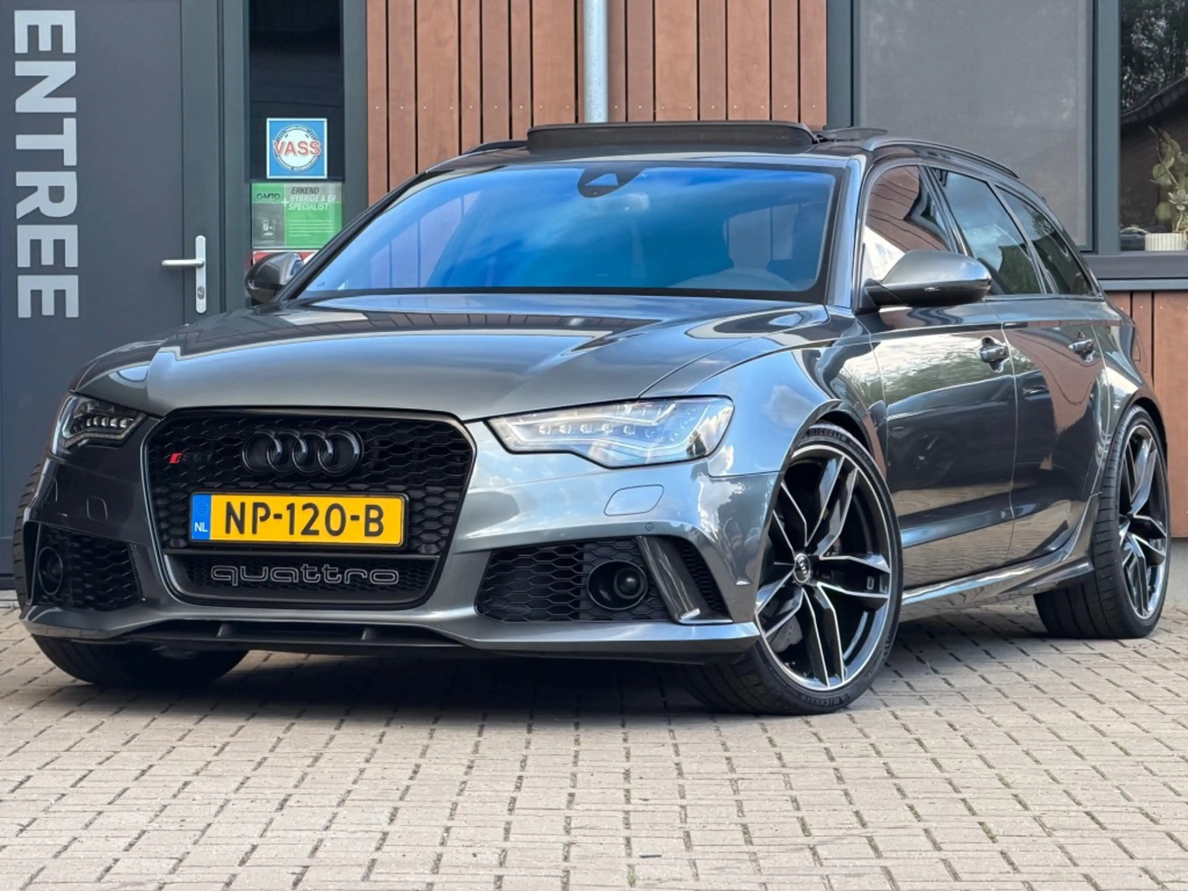 Audi RS6 4.0 V8 Audi Exclusive Luchtver. Carbon Alcantara